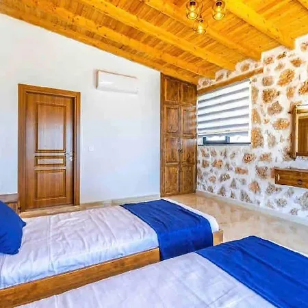 Real * Kaş